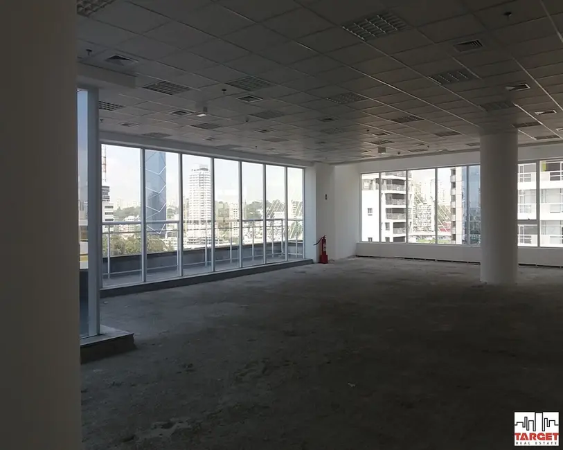 Foto 3 de Loja para alugar, 1037m2 em São Paulo - SP