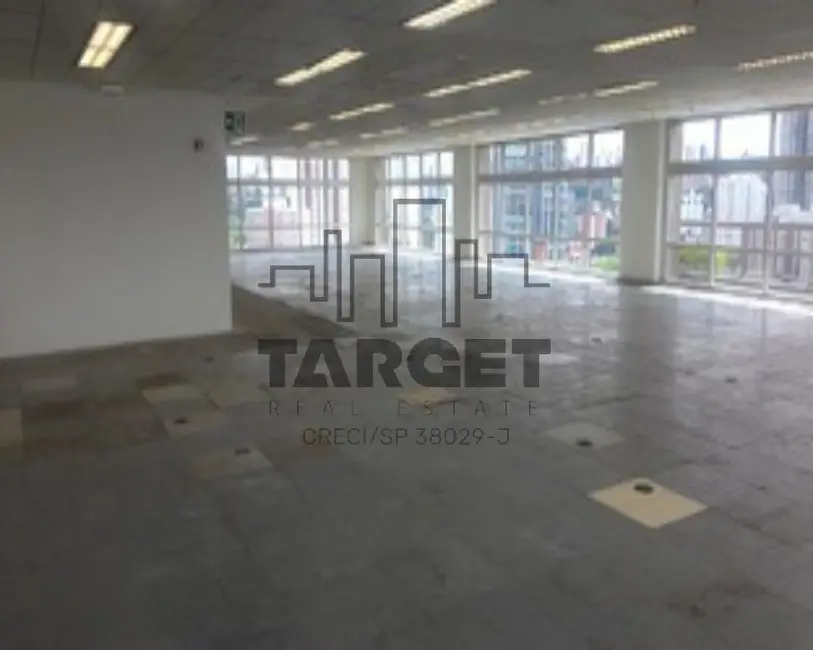 Foto 3 de Loja para alugar, 1360m2 em Vila Cordeiro, São Paulo - SP