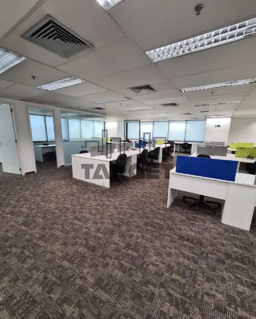 Loja à venda e para alugar, 389m2 em Pinheiros, São Paulo - SP - imagem 4 Foto 4 de Loja à venda e para alugar, 389m2 em Pinheiros, São Paulo - SP