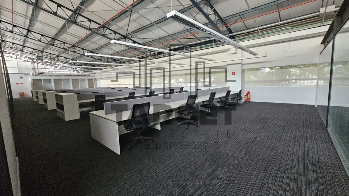 Loja para alugar, 2830m2 em Água Branca, São Paulo - SP - imagem 1 Foto 1 de Loja para alugar, 2830m2 em Água Branca, São Paulo - SP