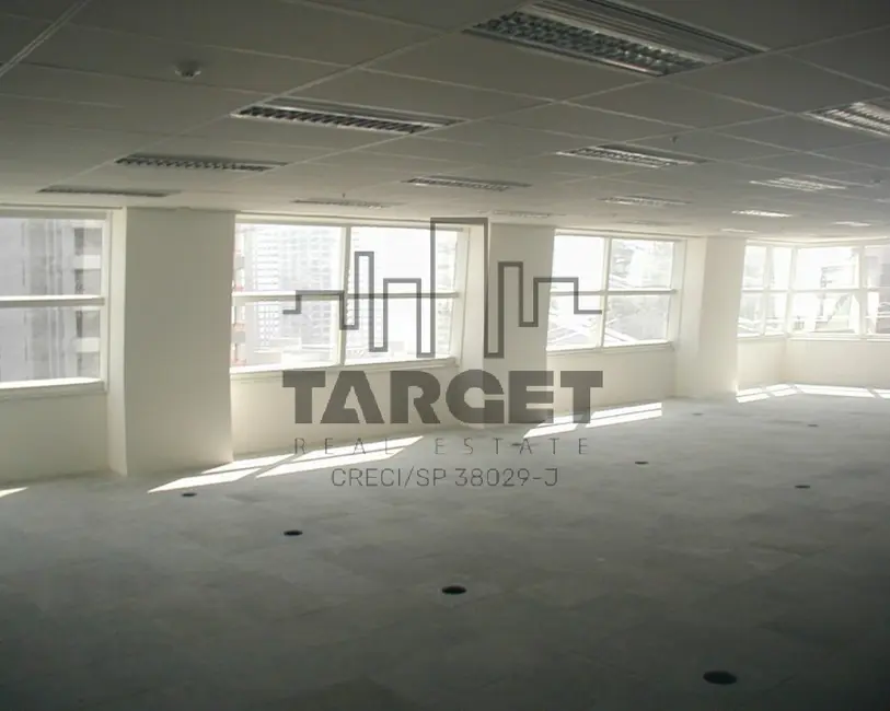 Foto 1 de Loja para alugar, 897m2 em Vila Olímpia, São Paulo - SP