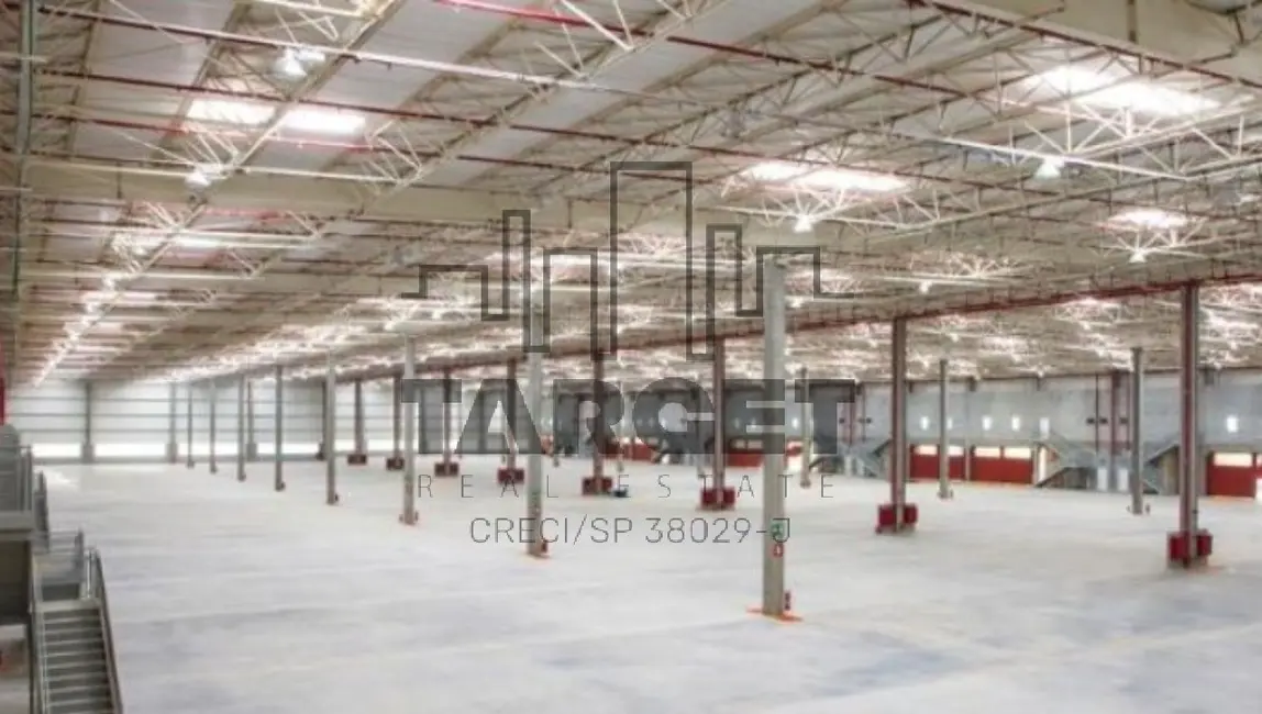 Armazém / Galpão para alugar, 1500m2 em Água Espraiada, Embu Das Artes - SP - imagem 4 Foto 4 de Armazém / Galpão para alugar, 1500m2 em Água Espraiada, Embu Das Artes - SP