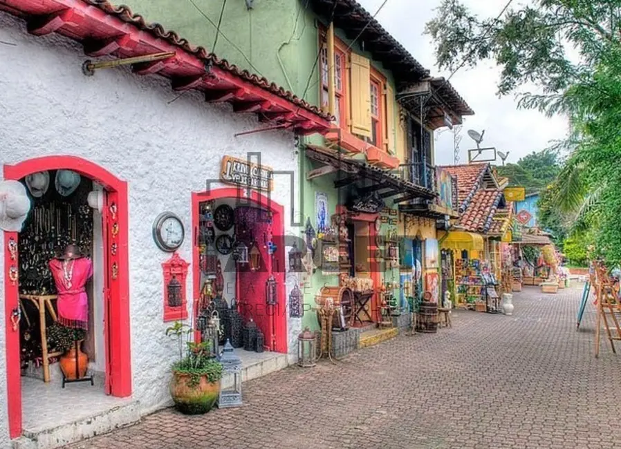 Armazém / Galpão para alugar, 1500m2 em Água Espraiada, Embu Das Artes - SP - imagem 8 Foto 8 de Armazém / Galpão para alugar, 1500m2 em Água Espraiada, Embu Das Artes - SP