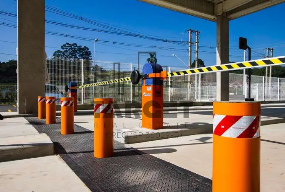 Armazém / Galpão para alugar, 1500m2 em Água Espraiada, Embu Das Artes - SP - imagem 5 Foto 5 de Armazém / Galpão para alugar, 1500m2 em Água Espraiada, Embu Das Artes - SP