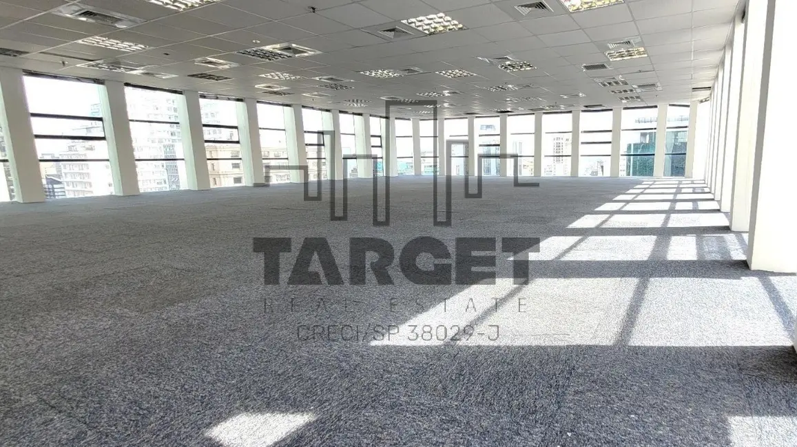 Foto 1 de Loja à venda, 8470m2 em São Paulo - SP