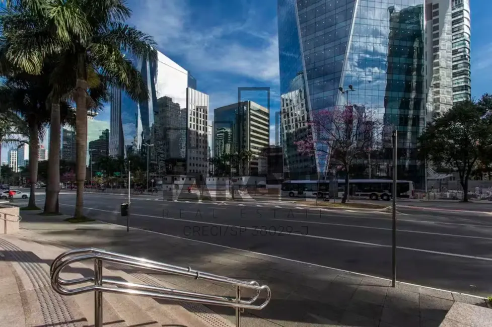 Loja para alugar, 1168m2 em Itaim Bibi, São Paulo - SP - imagem 8 Foto 8 de Loja para alugar, 1168m2 em Itaim Bibi, São Paulo - SP