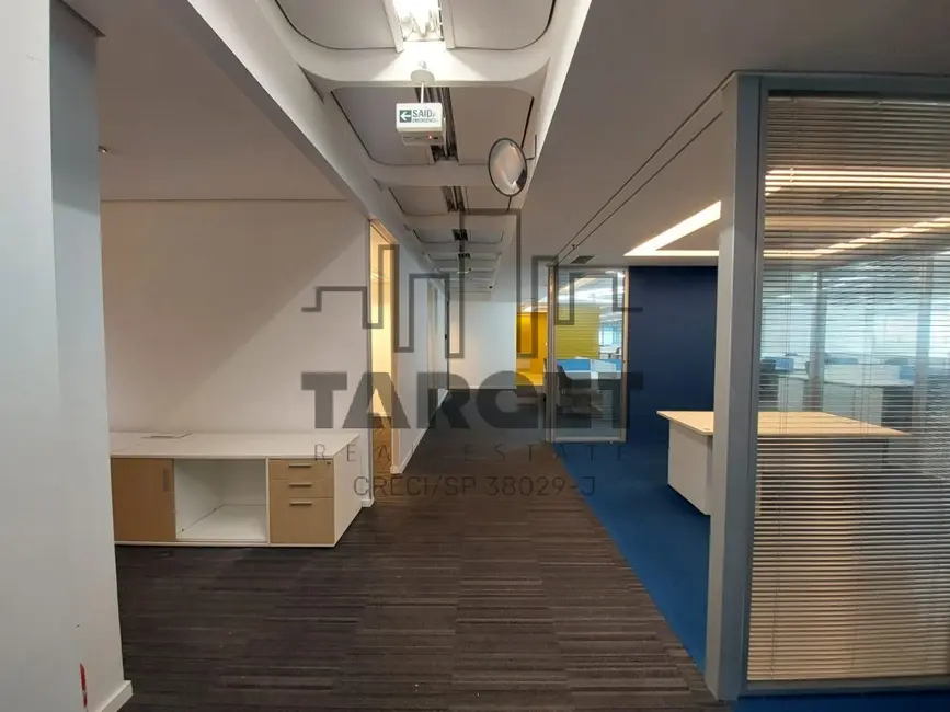 Loja para alugar, 1130m2 em Jardim São Luís, São Paulo - SP - imagem 8 Foto 8 de Loja para alugar, 1130m2 em Jardim São Luís, São Paulo - SP