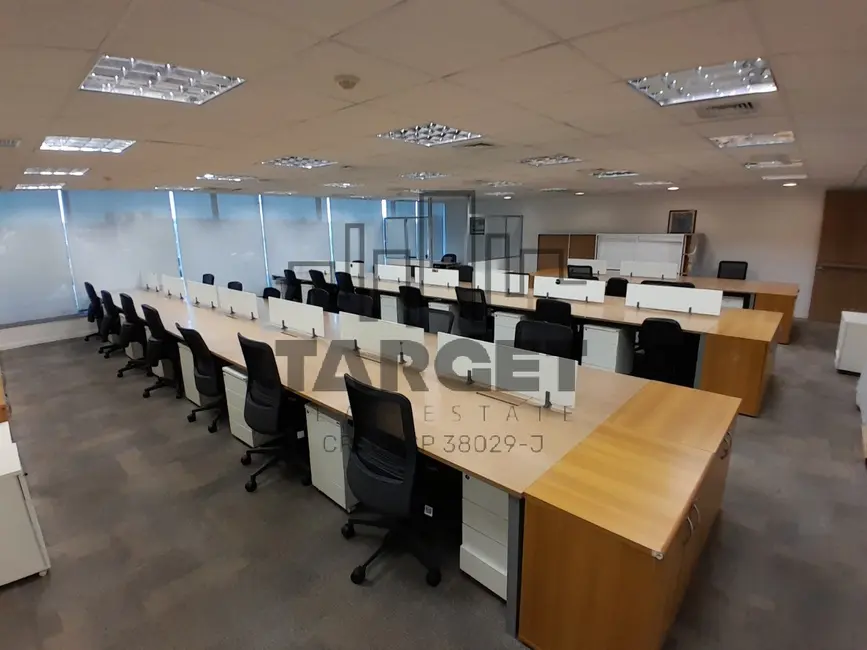 Loja para alugar, 1050m2 em Jardim São Luís, São Paulo - SP - imagem 2 Foto 2 de Loja para alugar, 1050m2 em Jardim São Luís, São Paulo - SP