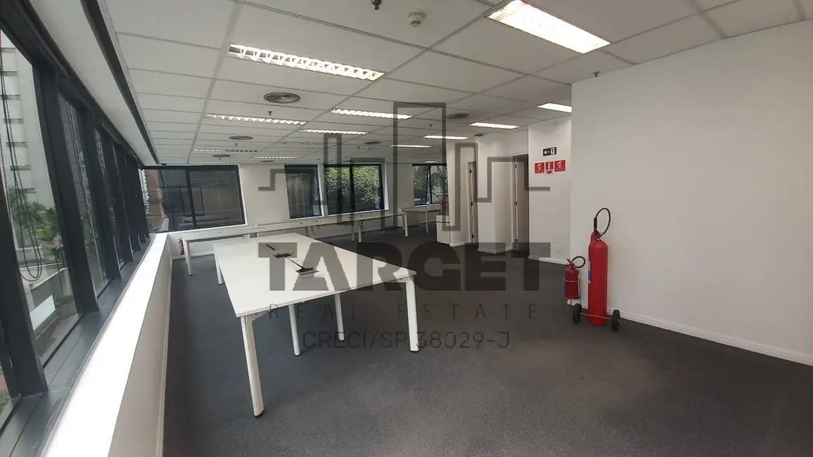 Foto 9 de Loja para alugar, 370m2 em Vila Olímpia, São Paulo - SP