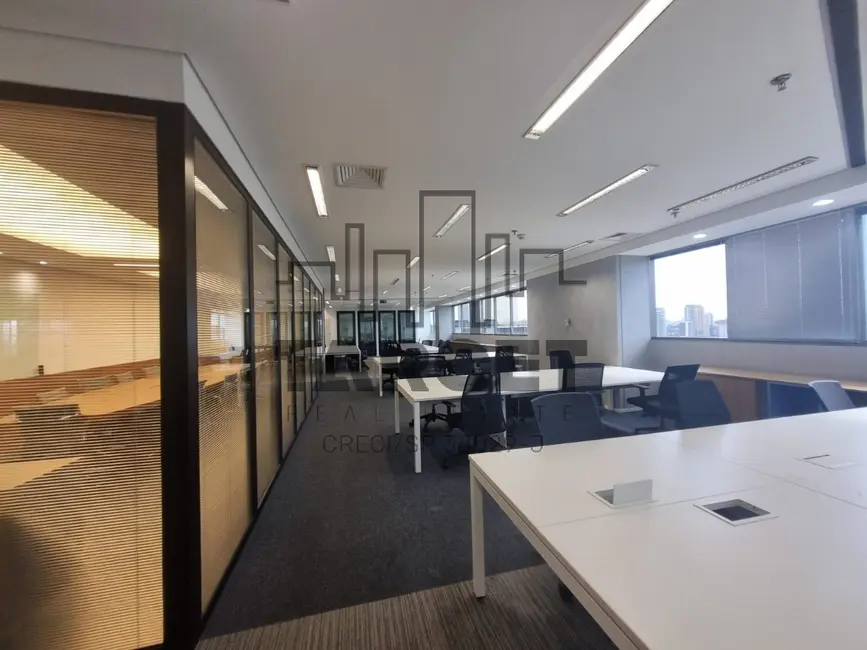 Foto 3 de Loja para alugar, 1160m2 em Pinheiros, São Paulo - SP