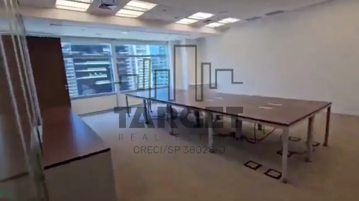 Foto 2 de Loja para alugar, 700m2 em Vila Cordeiro, São Paulo - SP