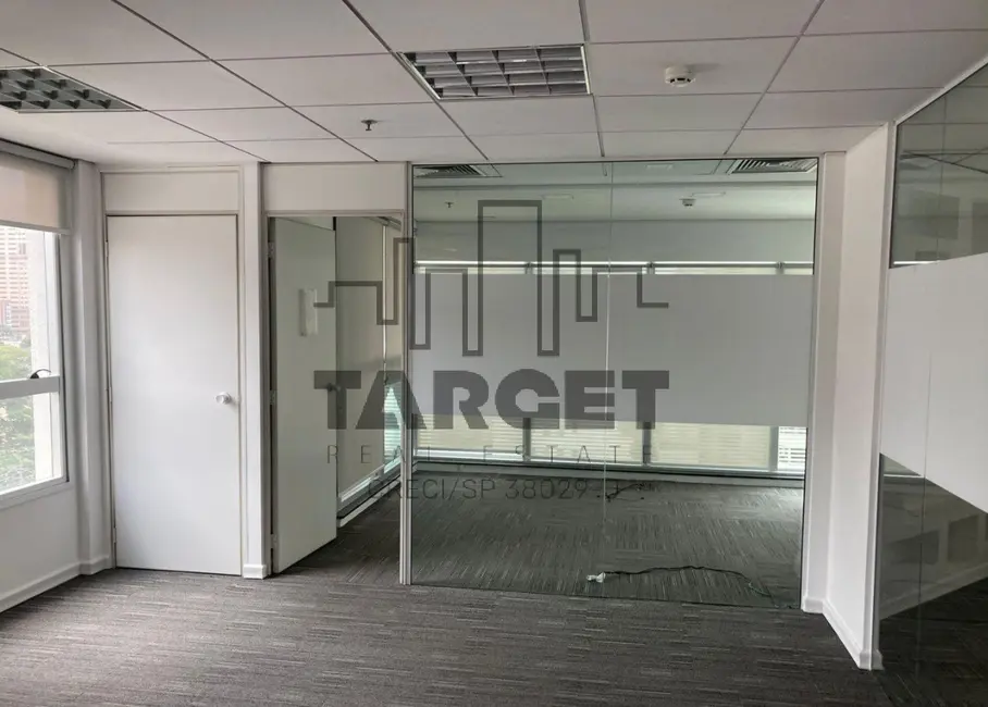 Foto 2 de Loja para alugar, 340m2 em Vila Olímpia, São Paulo - SP