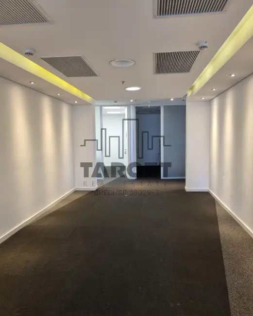 Foto 4 de Loja para alugar, 1350m2 em Vila Olímpia, São Paulo - SP