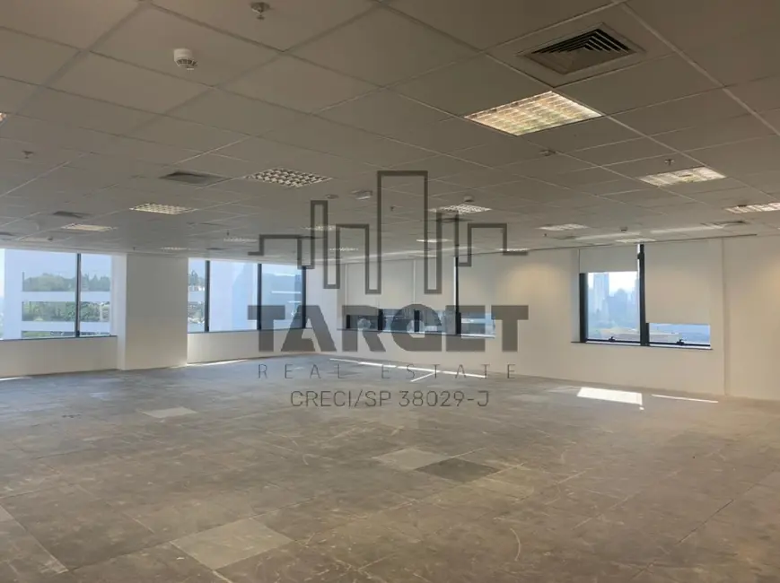 Foto 2 de Loja para alugar, 1350m2 em Vila Olímpia, São Paulo - SP