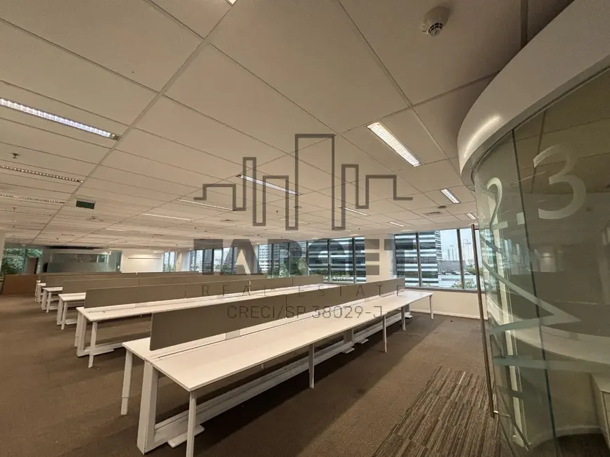 Foto 9 de Loja para alugar, 1850m2 em Vila Gertrudes, São Paulo - SP