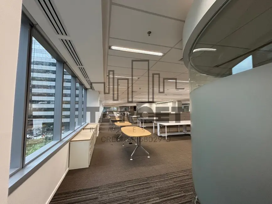 Foto 5 de Loja para alugar, 1850m2 em Vila Gertrudes, São Paulo - SP