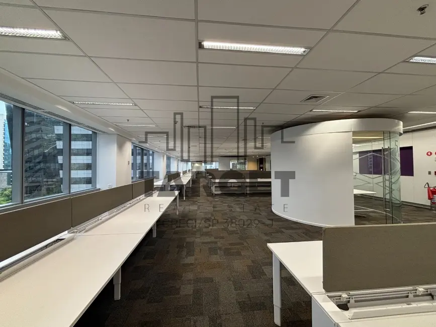 Foto 1 de Loja para alugar, 1900m2 em Vila Gertrudes, São Paulo - SP