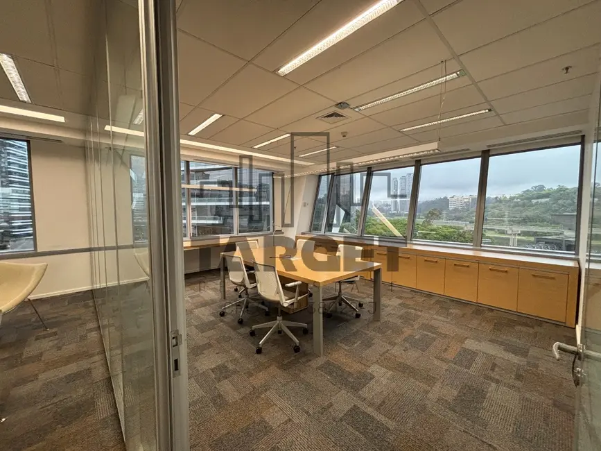 Loja para alugar, 1890m2 em Vila Gertrudes, São Paulo - SP - imagem 9 Foto 9 de Loja para alugar, 1890m2 em Vila Gertrudes, São Paulo - SP