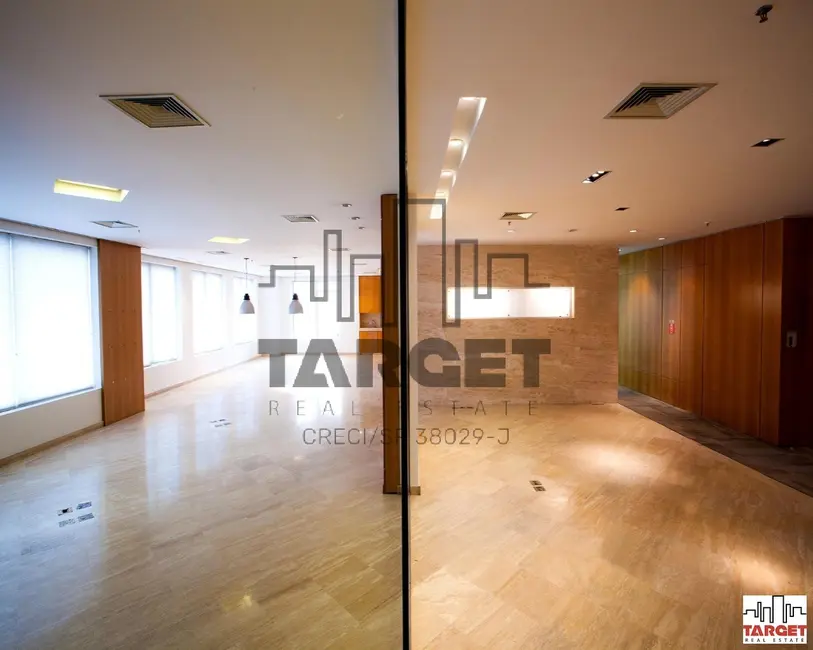 Loja para alugar, 915m2 em São Paulo - SP - imagem 4 Foto 4 de Loja para alugar, 915m2 em São Paulo - SP