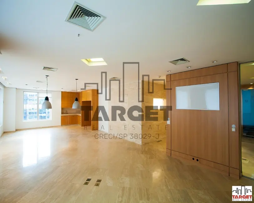 Loja para alugar, 915m2 em São Paulo - SP - imagem 5 Foto 5 de Loja para alugar, 915m2 em São Paulo - SP