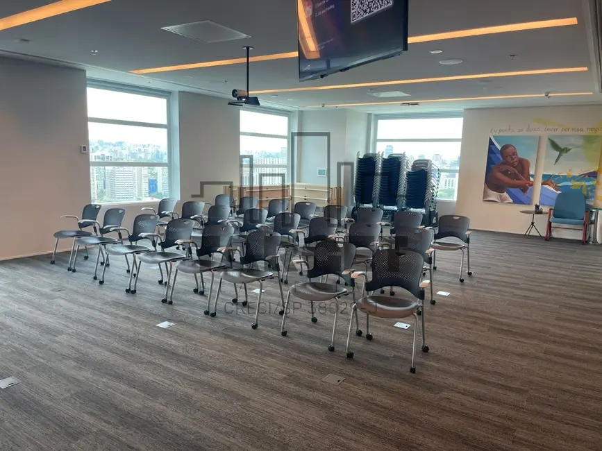 Foto 5 de Loja para alugar, 2110m2 em Pinheiros, São Paulo - SP