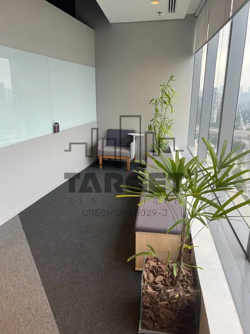 Foto 9 de Loja para alugar, 3820m2 em Vila Gertrudes, São Paulo - SP