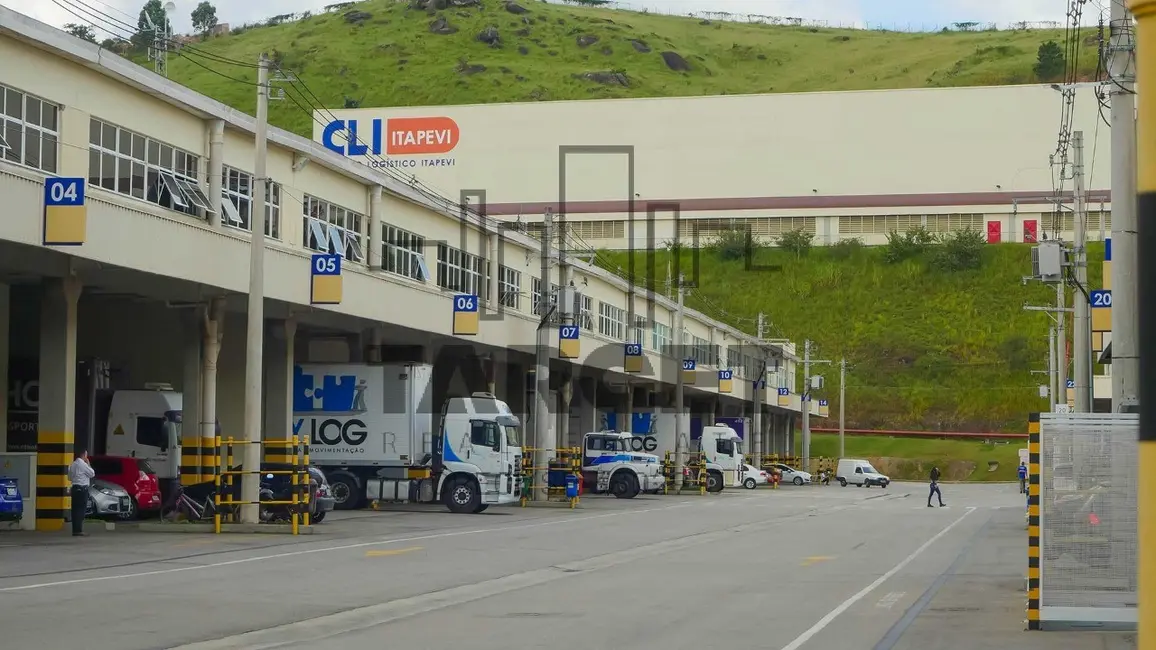 Foto 5 de Armazém / Galpão para alugar, 3080m2 em Itaqui, Itapevi - SP