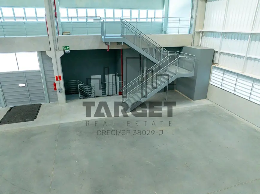 Foto 3 de Armazém / Galpão para alugar, 5670m2 em Água Espraiada, Embu Das Artes - SP