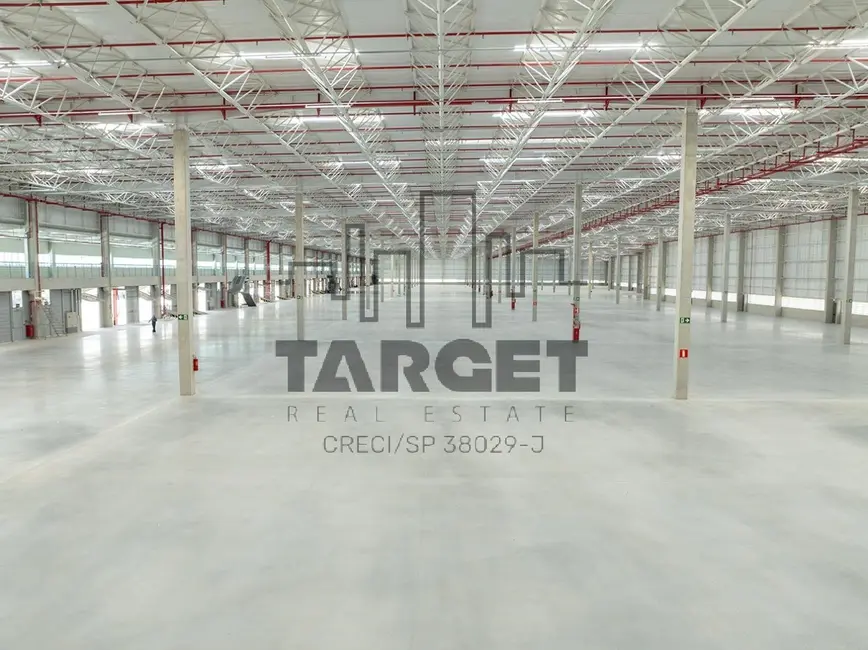 Foto 2 de Armazém / Galpão para alugar, 5670m2 em Água Espraiada, Embu Das Artes - SP