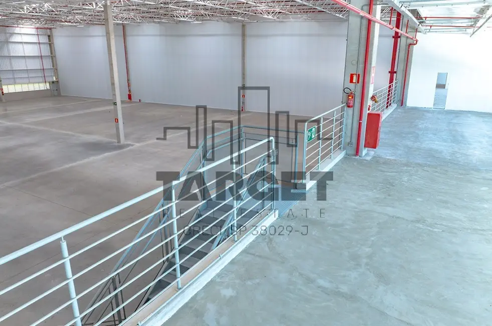 Foto 7 de Armazém / Galpão para alugar, 5670m2 em Água Espraiada, Embu Das Artes - SP