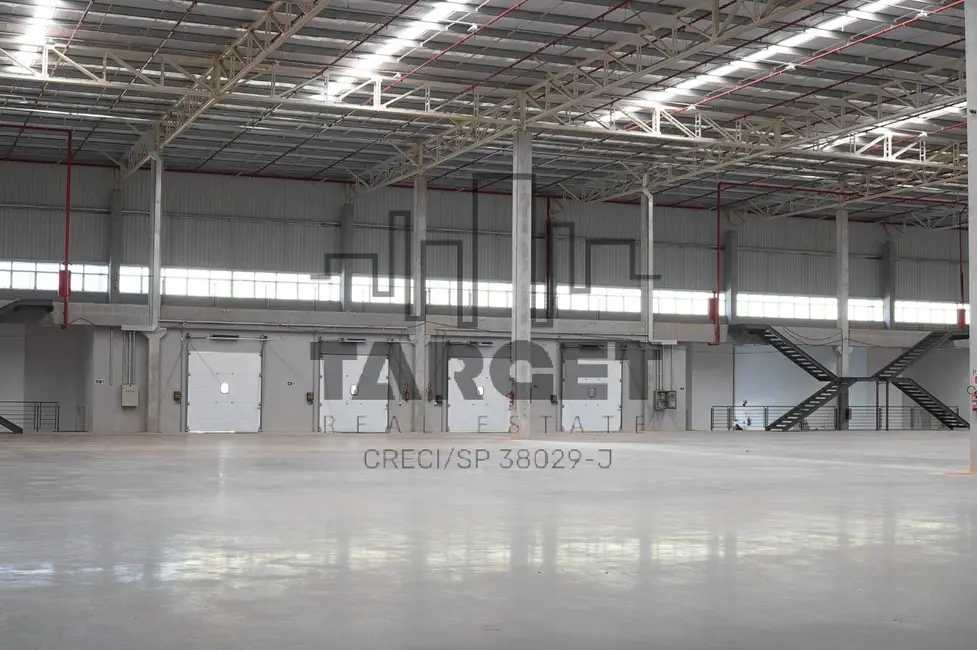 Foto 7 de Armazém / Galpão para alugar, 1690m2 em Aracariguama - SP