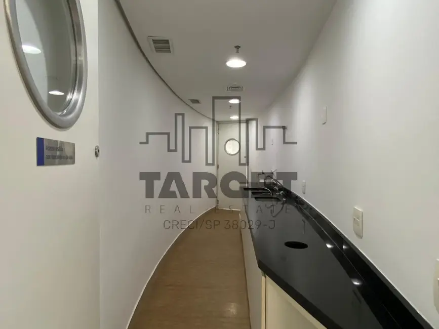 Loja à venda e para alugar, 6000m2 em Vila Mariana, São Paulo - SP - imagem 3 Foto 3 de Loja à venda e para alugar, 6000m2 em Vila Mariana, São Paulo - SP