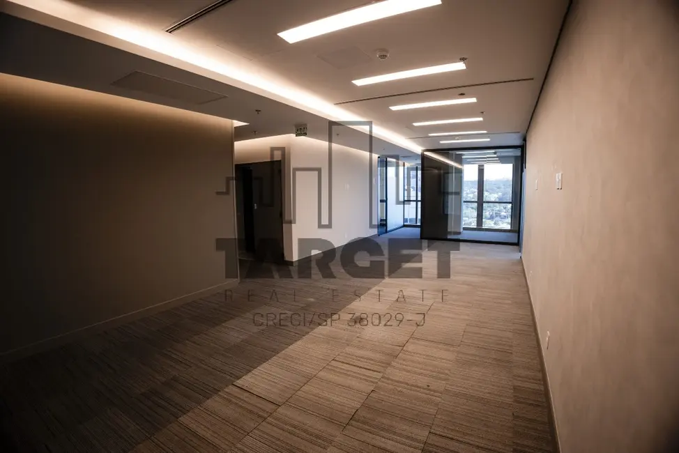 Foto 3 de Loja para alugar, 680m2 em Vila Olímpia, São Paulo - SP