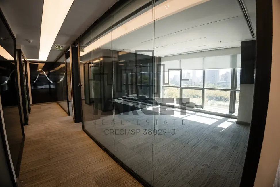 Foto 1 de Loja para alugar, 680m2 em Vila Olímpia, São Paulo - SP