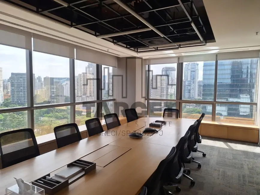 Foto 4 de Loja para alugar, 680m2 em Vila Olímpia, São Paulo - SP