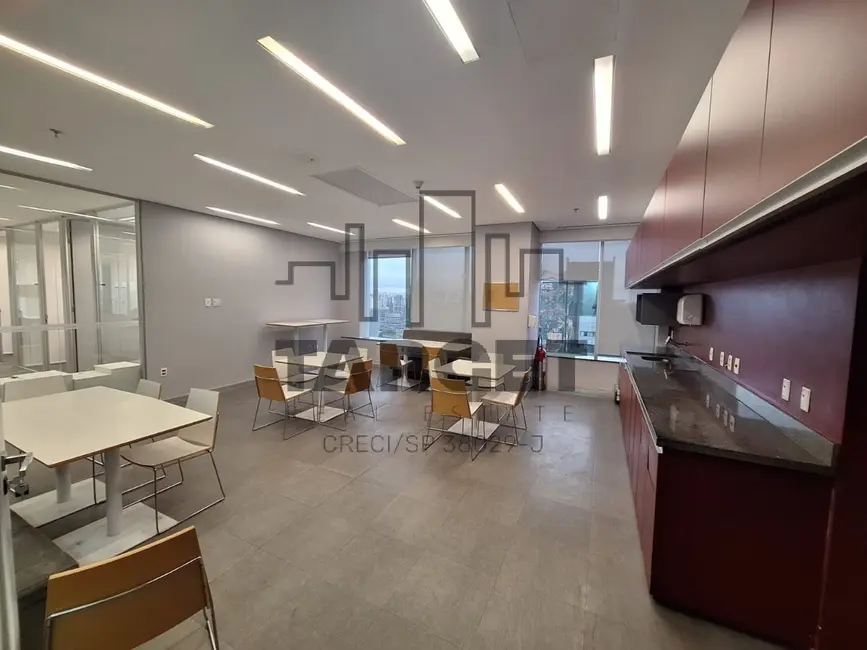 Foto 4 de Loja para alugar, 880m2 em Vila São Francisco (Zona Sul), São Paulo - SP