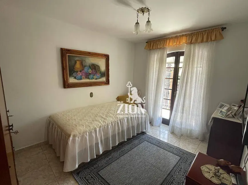 Foto 4 de Sobrado com 4 quartos à venda, 110m2 em Vila Irmãos Arnoni, São Paulo - SP