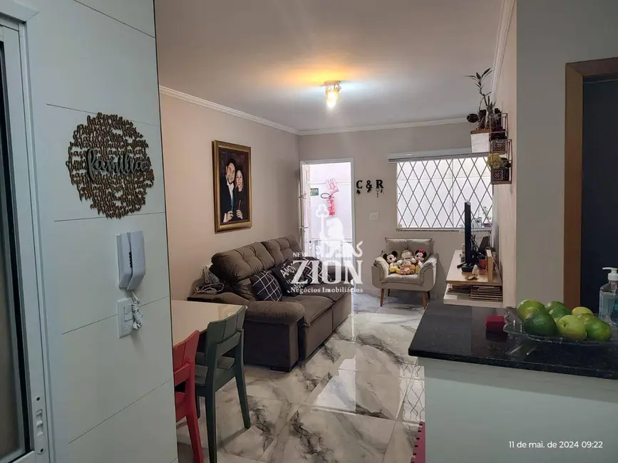 Foto 2 de Sobrado com 2 quartos à venda, 105m2 em Vila Gustavo, São Paulo - SP