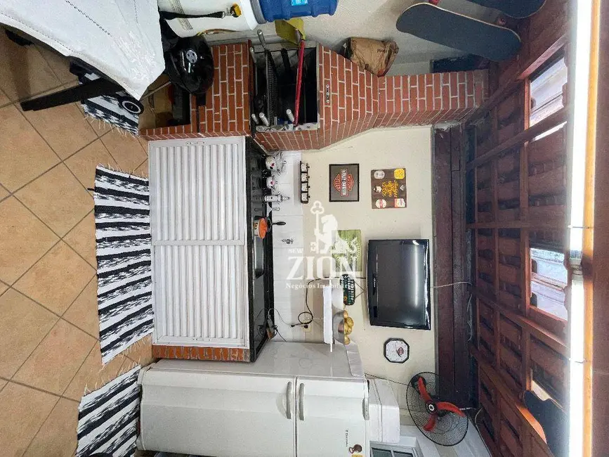 Foto 9 de Casa com 3 quartos à venda, 155m2 em Vila Vitório Mazzei, São Paulo - SP