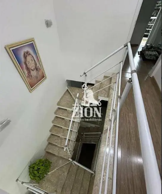 Foto 4 de Sobrado com 3 quartos à venda, 186m2 em Vila Irmãos Arnoni, São Paulo - SP