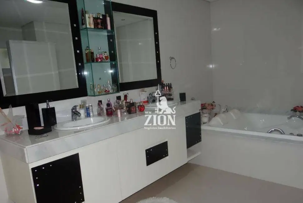 Foto 6 de Casa de Condomínio com 4 quartos à venda, 1000m2 em Mairipora - SP