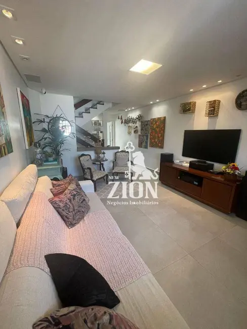 Foto 1 de Sobrado com 3 quartos à venda, 140m2 em Vila Guaca, São Paulo - SP