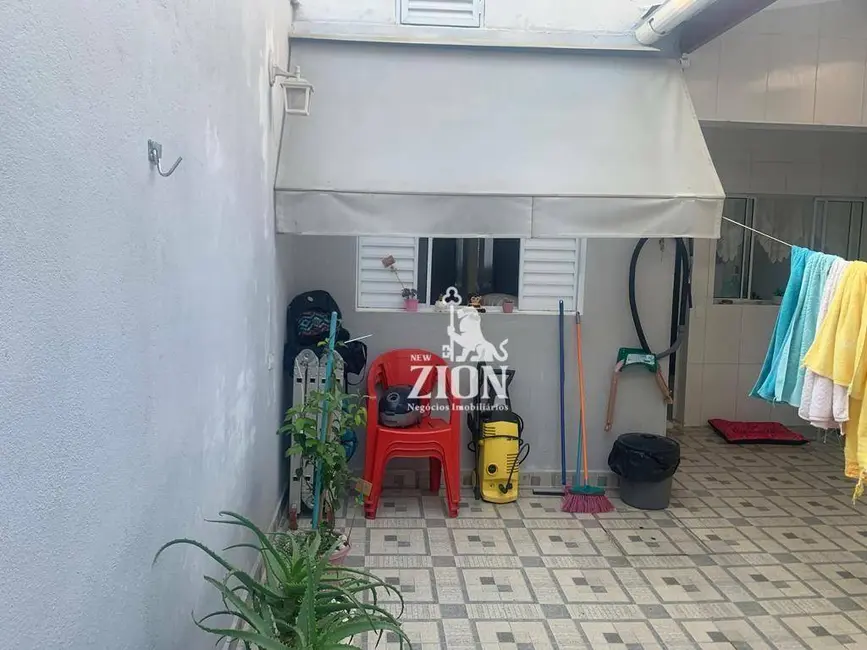 Casa com 2 quartos à venda, 112m2 em Vila Rio de Janeiro, Guarulhos - SP - imagem 9 Foto 9 de Casa com 2 quartos à venda, 112m2 em Vila Rio de Janeiro, Guarulhos - SP