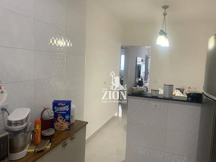 Casa com 2 quartos à venda, 112m2 em Vila Rio de Janeiro, Guarulhos - SP - imagem 5 Foto 5 de Casa com 2 quartos à venda, 112m2 em Vila Rio de Janeiro, Guarulhos - SP