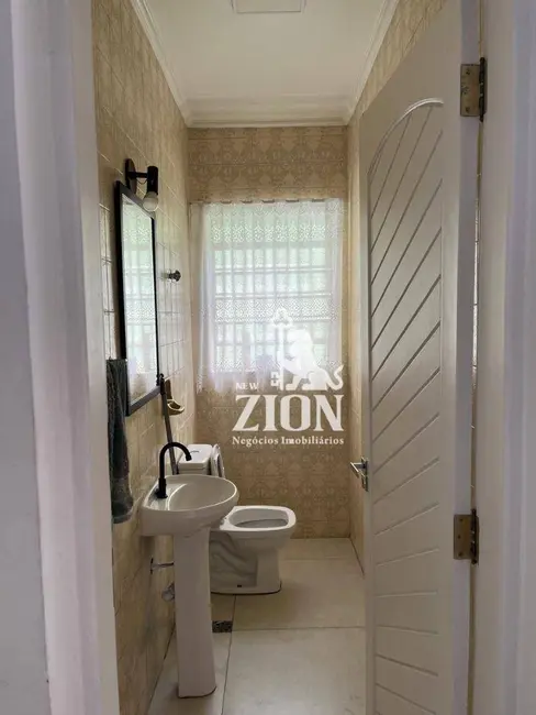 Sobrado com 3 quartos à venda, 200m2 em Parque Edu Chaves, São Paulo - SP - imagem 5 Foto 5 de Sobrado com 3 quartos à venda, 200m2 em Parque Edu Chaves, São Paulo - SP