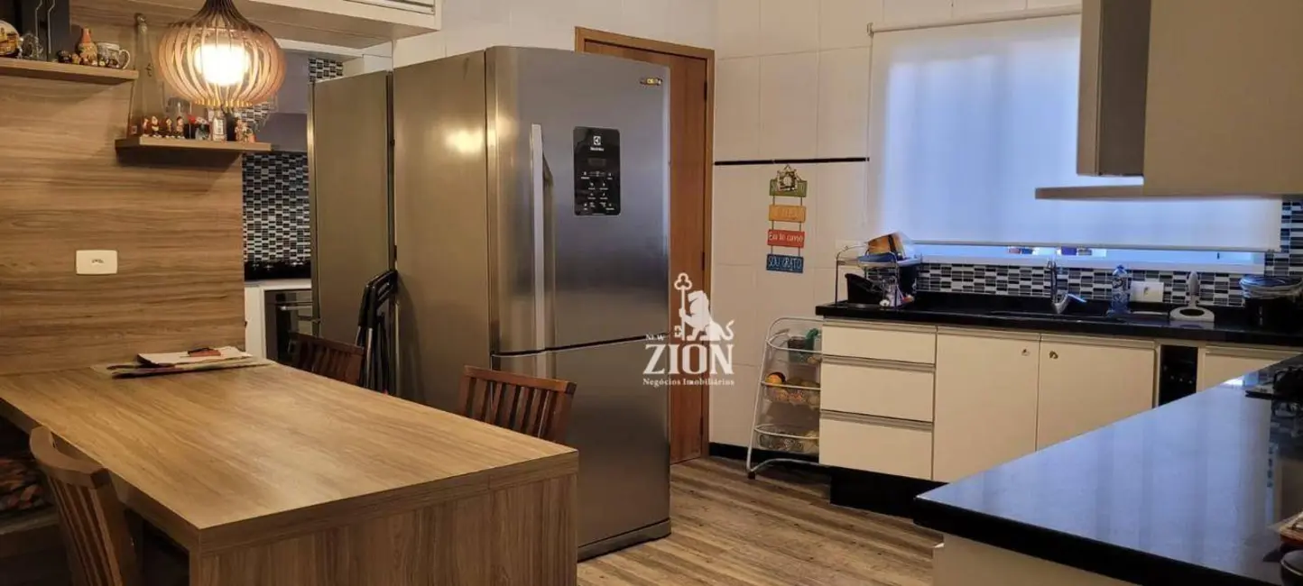 Foto 1 de Sobrado com 3 quartos à venda, 160m2 em Chora Menino, São Paulo - SP