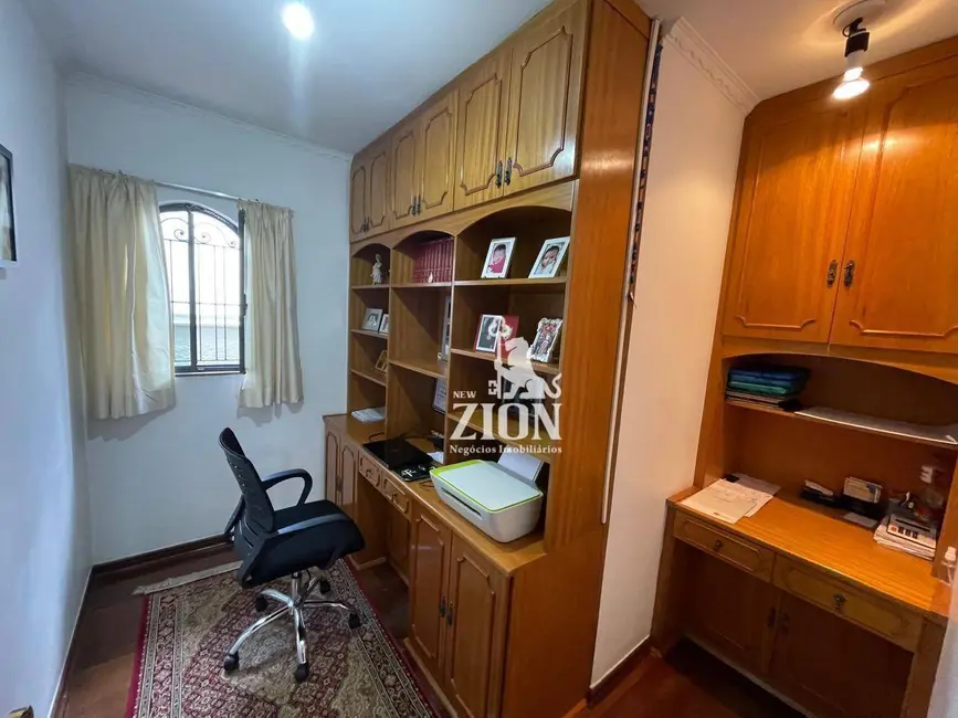 Foto 7 de Casa com 3 quartos à venda, 335m2 em Jardim Leonor Mendes de Barros, São Paulo - SP