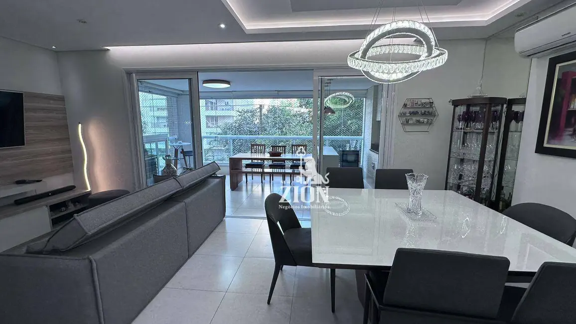 Foto 2 de Apartamento com 3 quartos à venda, 144m2 em Água Branca, São Paulo - SP