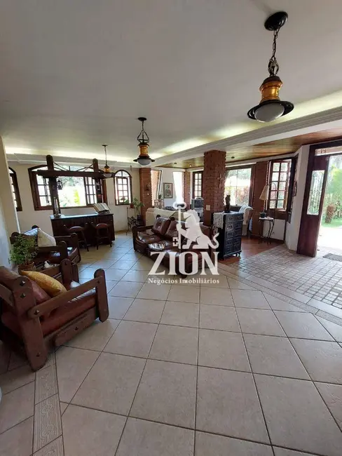 Foto 4 de Casa com 4 quartos à venda, 1400m2 em Mairipora - SP