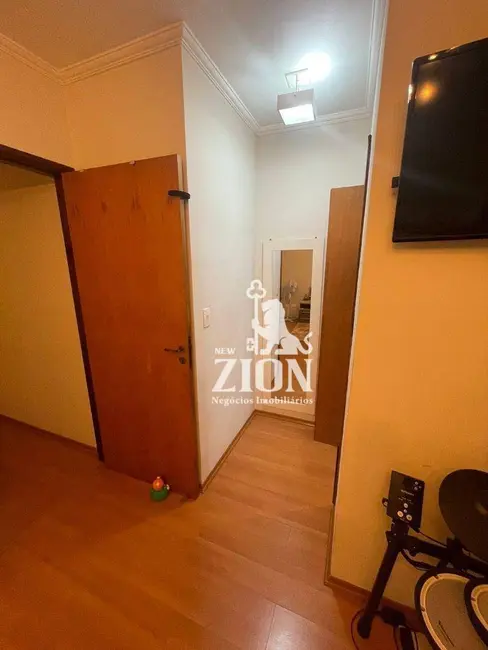 Foto 6 de Sobrado com 3 quartos à venda, 195m2 em Vila Gustavo, São Paulo - SP